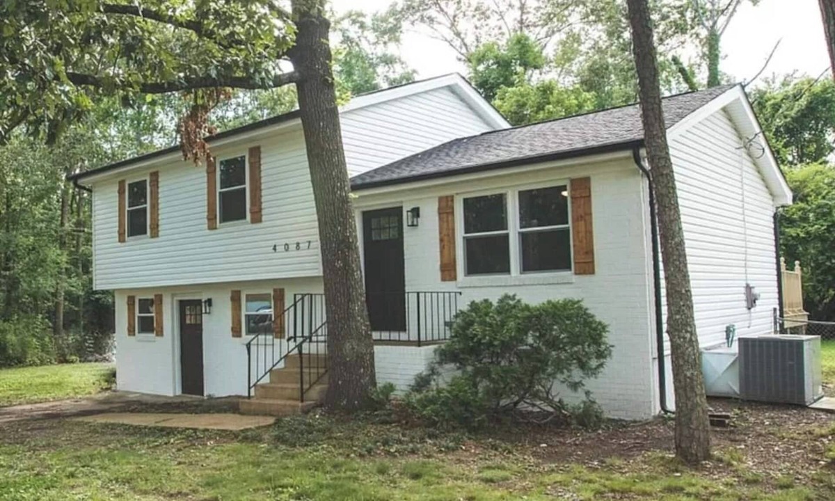 East Brainerd House | Trendy Group Getaway