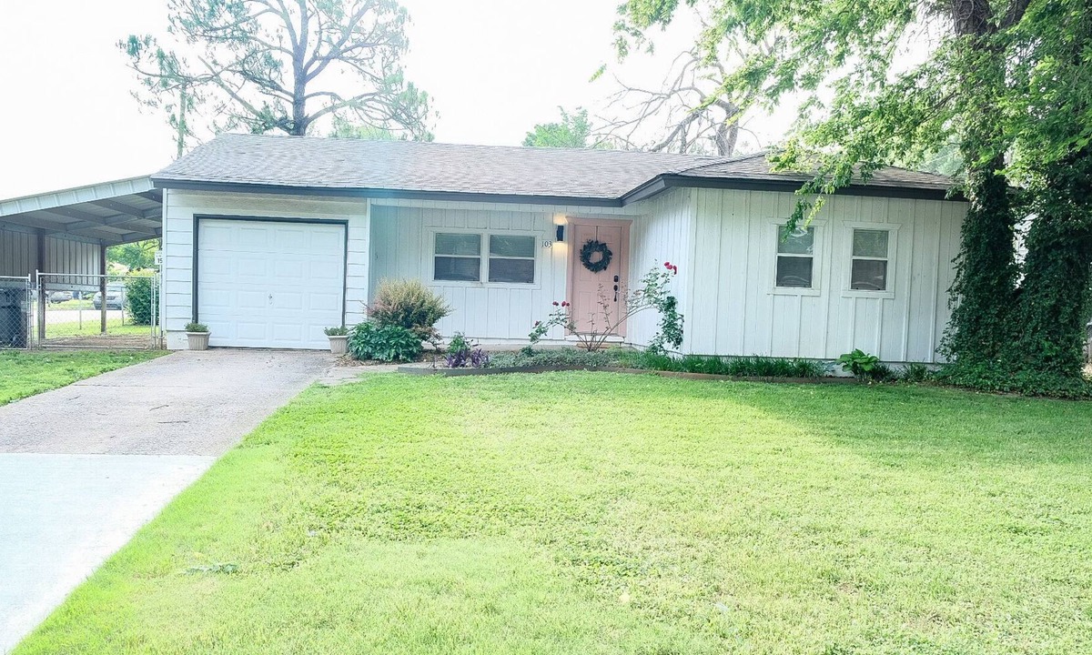 Tulsa House | Trendy, Renovated, and Clean Air Quality Conscience