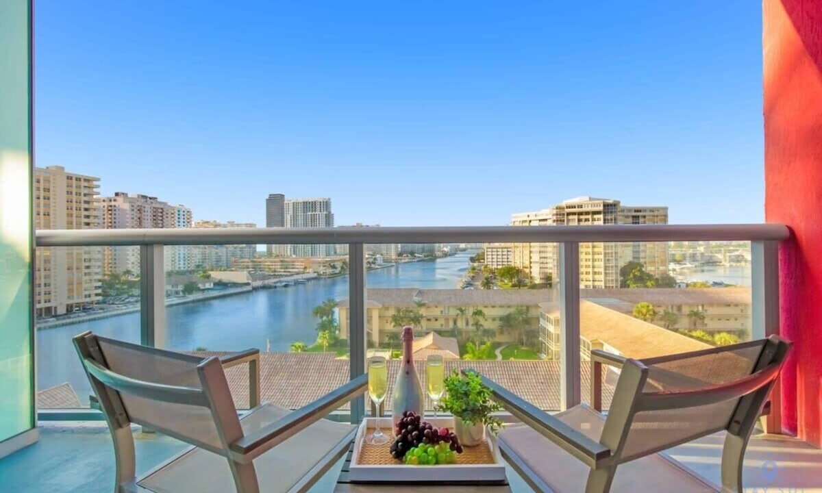 Hallandale Beach Apartment | Trendy Studio | Balcony & Views | Vibrant Stay