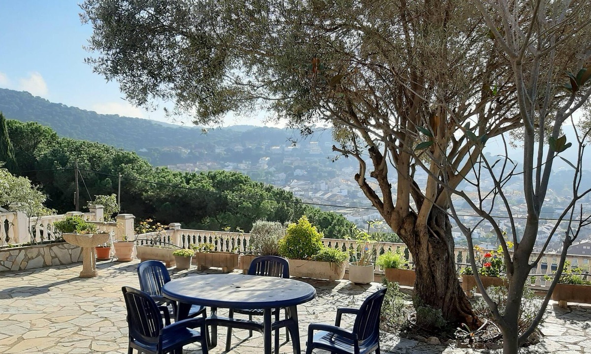 Sant Fost de Campsentelles Bed & Breakfast | Tres Belle Suite 24m2 Avec Magnifique VUE