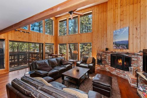 Green Valley Lake House | Tres Patos - Lakefront Stay for 8