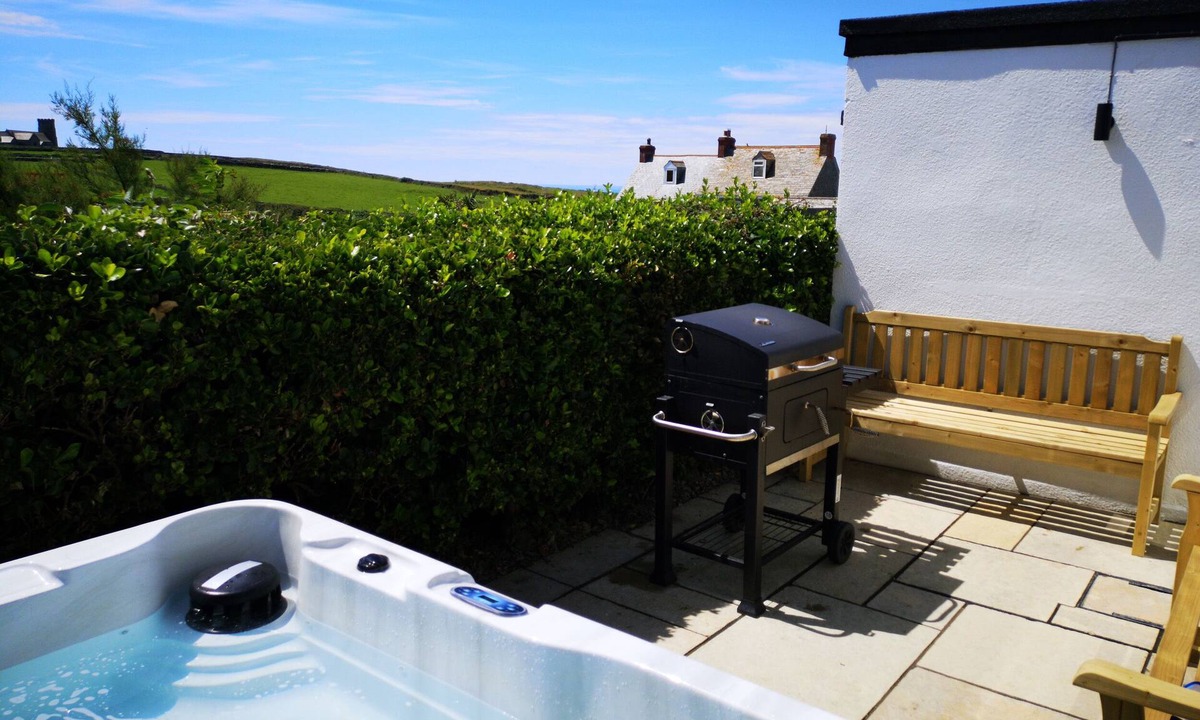 Tintagel Cottage | Trevena Lodge