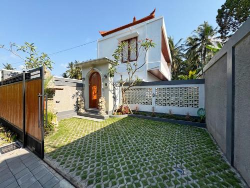 Lodtunduh Villa | Tri Aura Villa - Jungle View 3 Bedroom in Ubud