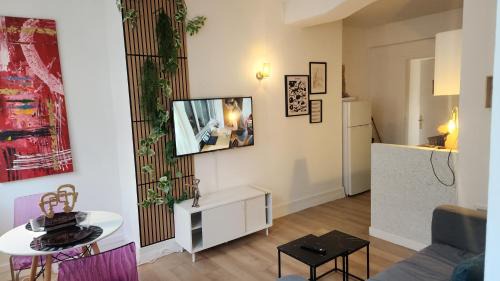 Douai Apartment | Tribunal du Beffroi