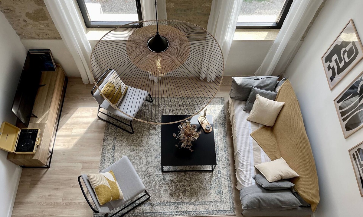 Eyguieres House | Triplex Architecte au Pied des Alpilles