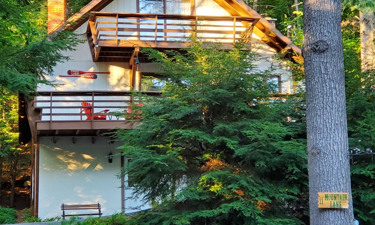 Chestertown House | TRIPP LAKE RETREAT sleeps 7 and is a great place to make Adirondack memories!