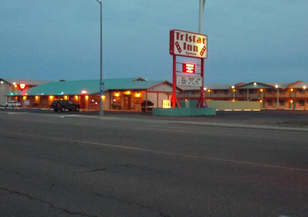 Tucumcari Hotel | Tristar Inn Xpress