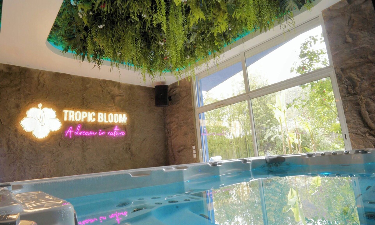20th Arrondissement Apartment | Tropic Bloom Spa & Cinéma 10 mn from Paris