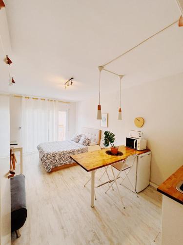 Pineda de Mar Apartment | Tropical Apartaments Euroviajeros