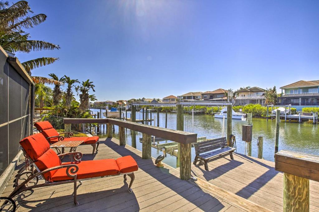 Bal Harbour House | Tropical Apollo Beach House with Pool and Dock!