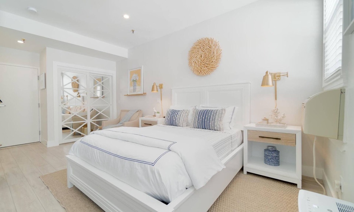 Palm Beach Condo | Tropical Breeze of Palm Beach Studio
