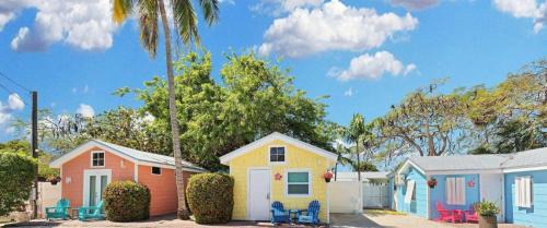 Marathon House | Tropical Cottages