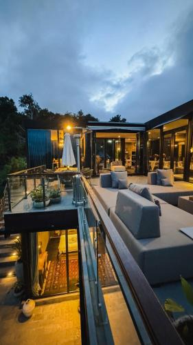 Kintamani Hotel | Tropical Kasbah Omara
