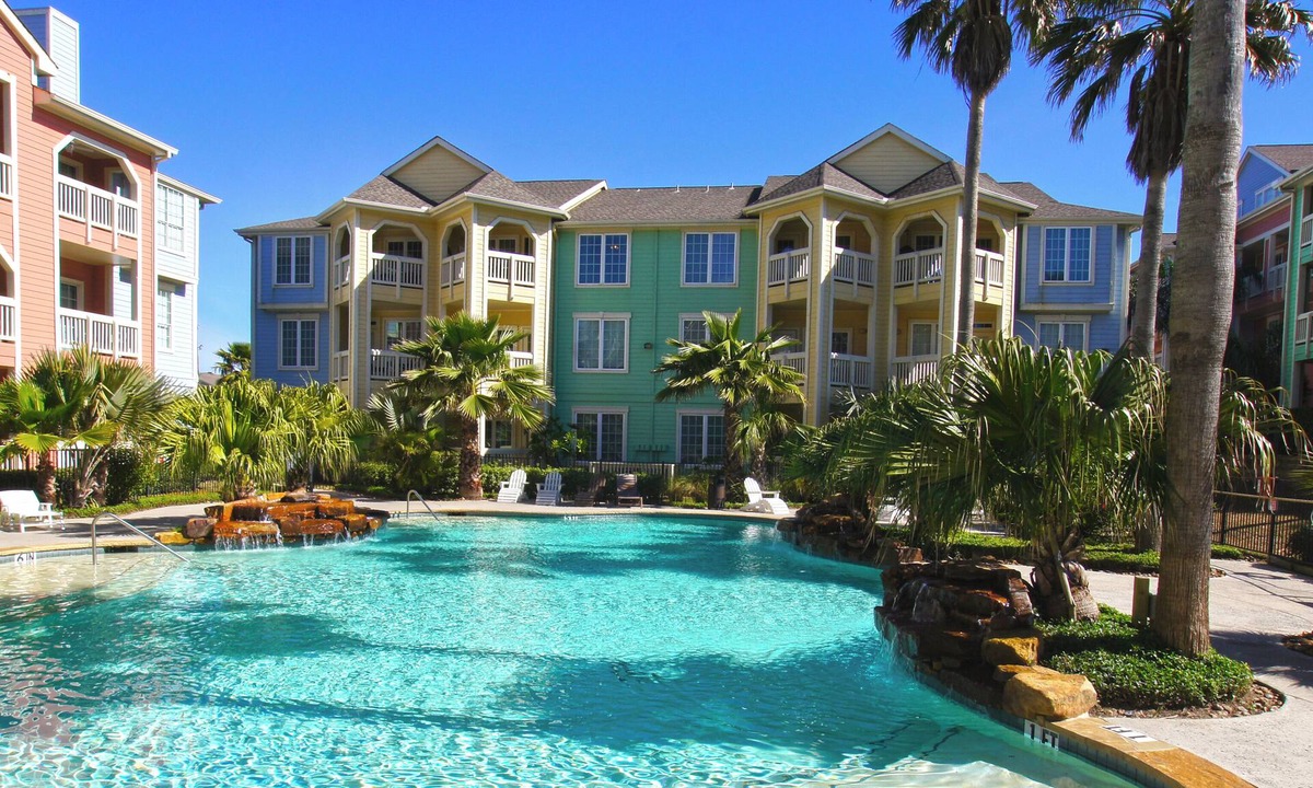 Galveston Condo | Tropical Lagoon by Ryson Vacation Rentals