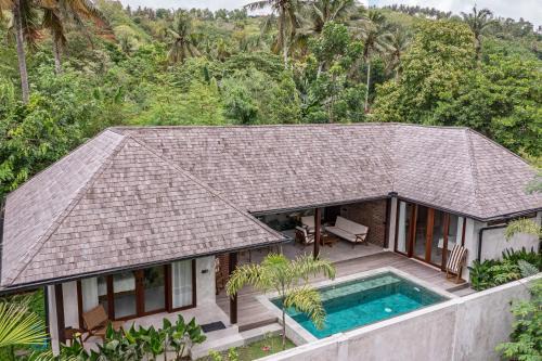 Kuta Villa | Tropical Luxury 2-BR Villa in Kuta Lombok