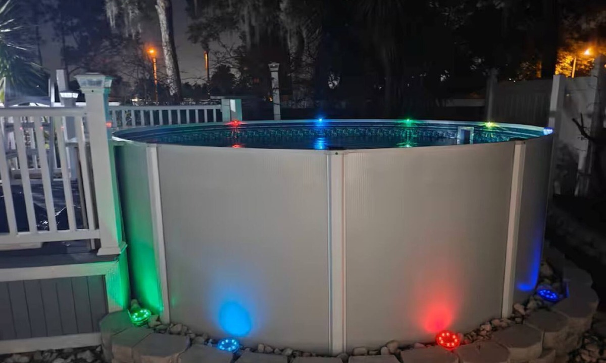 Buena Ventura Lakes House | Tropical Pool Home Gazebo, Grill & Bar