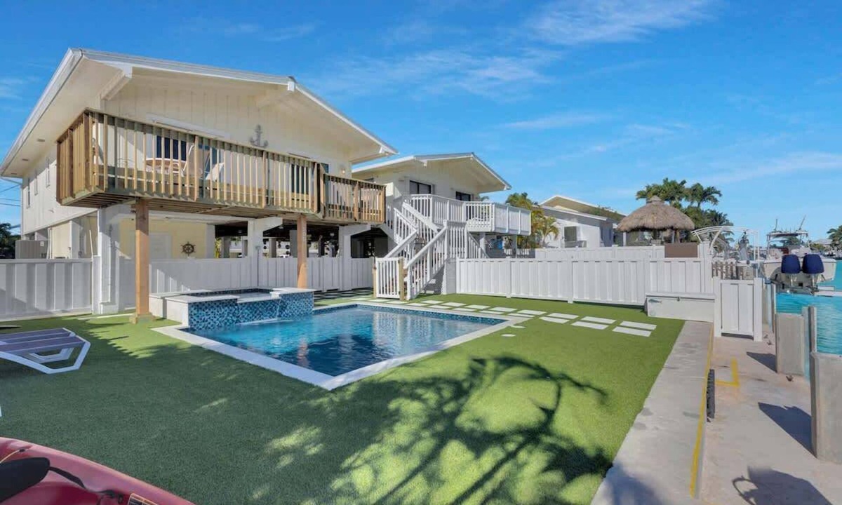 Key Colony Beach House | Tropical Therapy