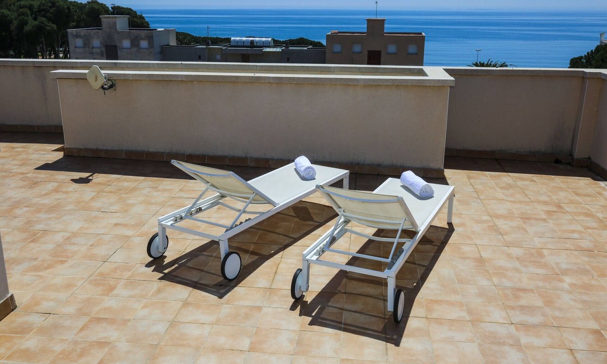 Cambrils Apartment | TROPICANA - Penthouse Sea View - Communal Pool