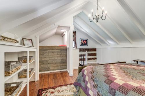 Peaks House | Trout Stream Access! Rural Buchanan Cabin