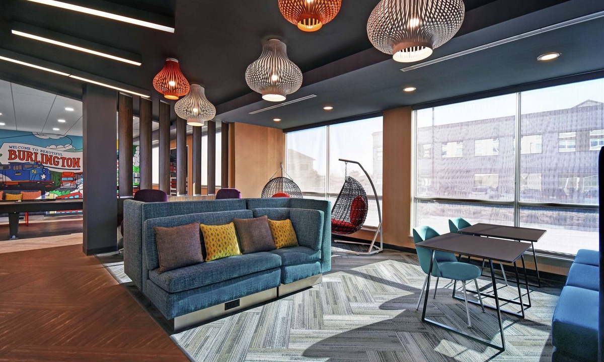 Burlington Hotel | Tru By Hilton Burlington