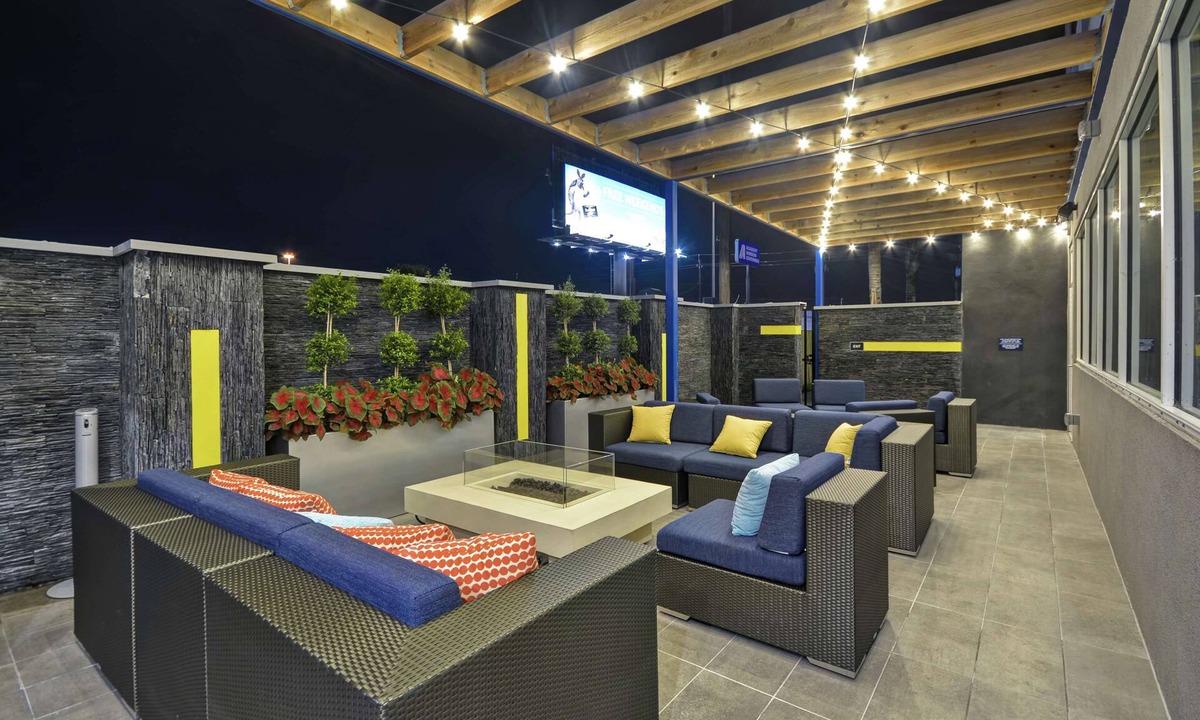 South Side Hotel | Tru by Hilton Corpus Christi South Padre Island Dr
