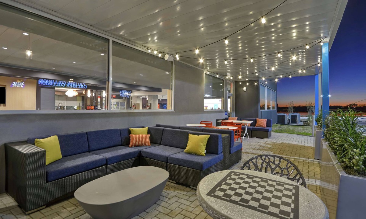 Fossil Creek Hotel | Tru by Hilton Fort Worth Fossil Creek