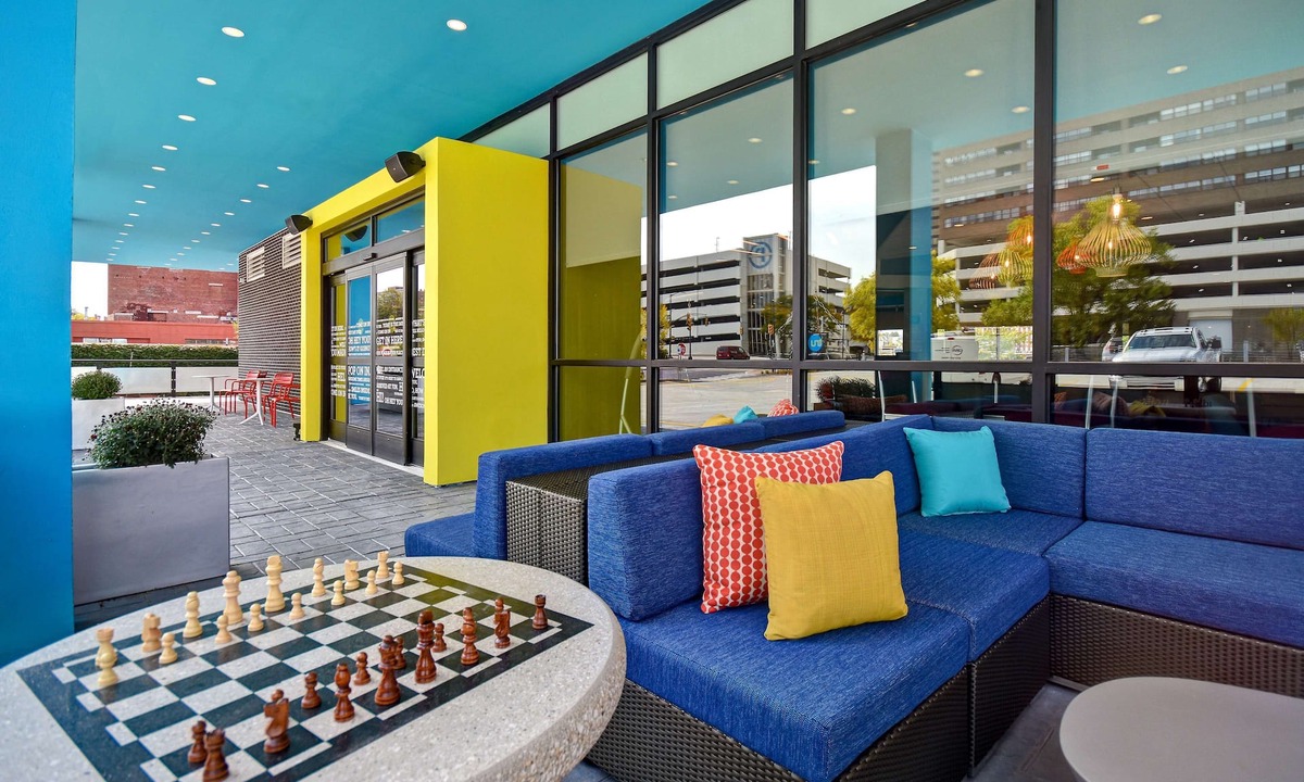 Downtown Hotel | Tru by Hilton Manchester Downtown