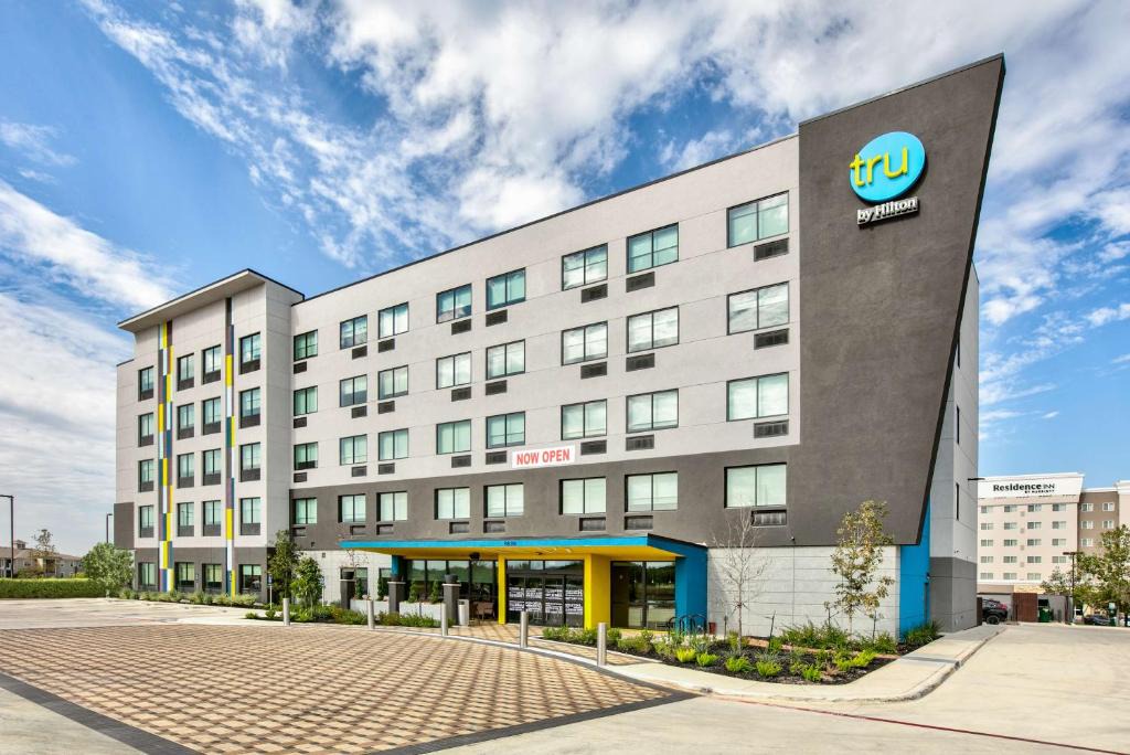 Far North Central Hotel | Tru By Hilton San Antonio At The Rim, Tx