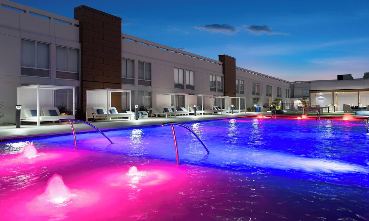 Wilmington Hotel | Tru by Hilton Wilmington
