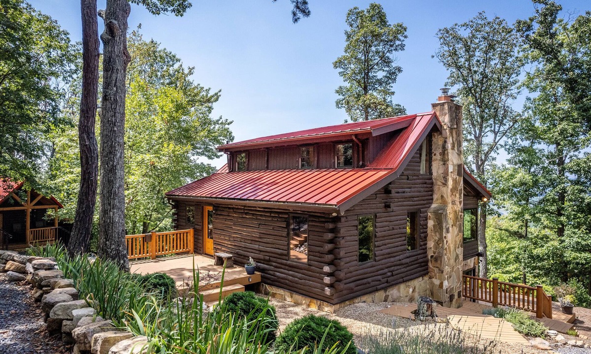 New Market House | True Cabin Escape-Views-Fireplace-Games