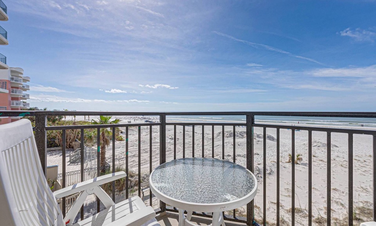 Belle Vista Condo | TRUE GULF FRONT 100% DIRECT SW BEACH & GULF VIEWS Vistas 301 Clean & Quiet