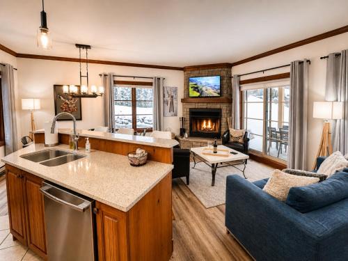 Mont-Tremblant Apartment | TRUE ski inout - large heated pool in summer!