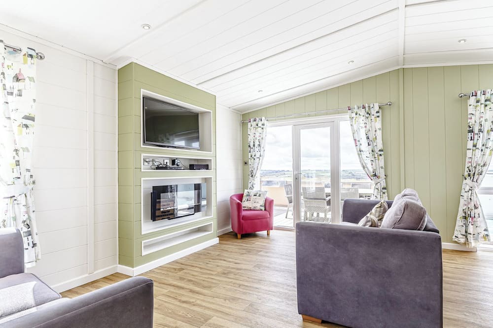 White Cross Ski Chalet | Truro Premier Lodge