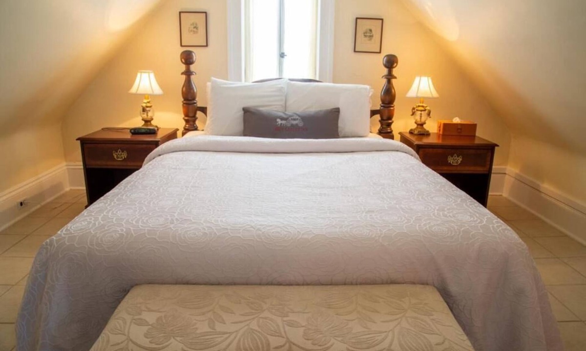 Pembroke Apartment | TTR - Windsor (Apartment)