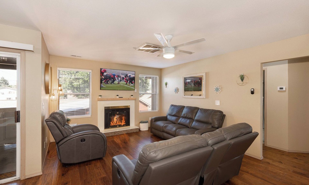 Veterans Park Apartment | Tucked Away Oasis!