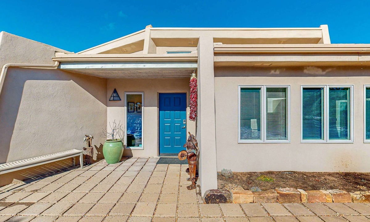 La Tierra House | Tucked Away | Private Patio | Cozy Fire Escape