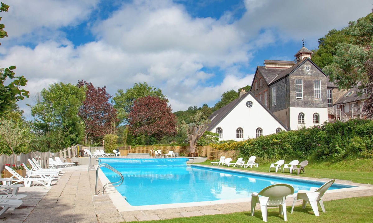 Tuckenhay Cottage | Tuckenhay, Mill Spring - FMF