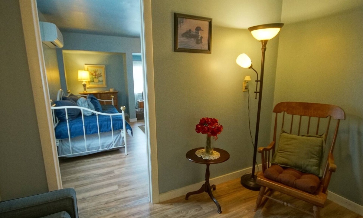 Meredith Bed & Breakfast | Tuckernuck Inn