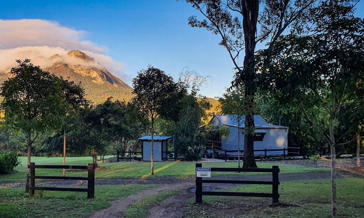 Rathdowney Cottage | Tuckeroo Cottages & Gardens