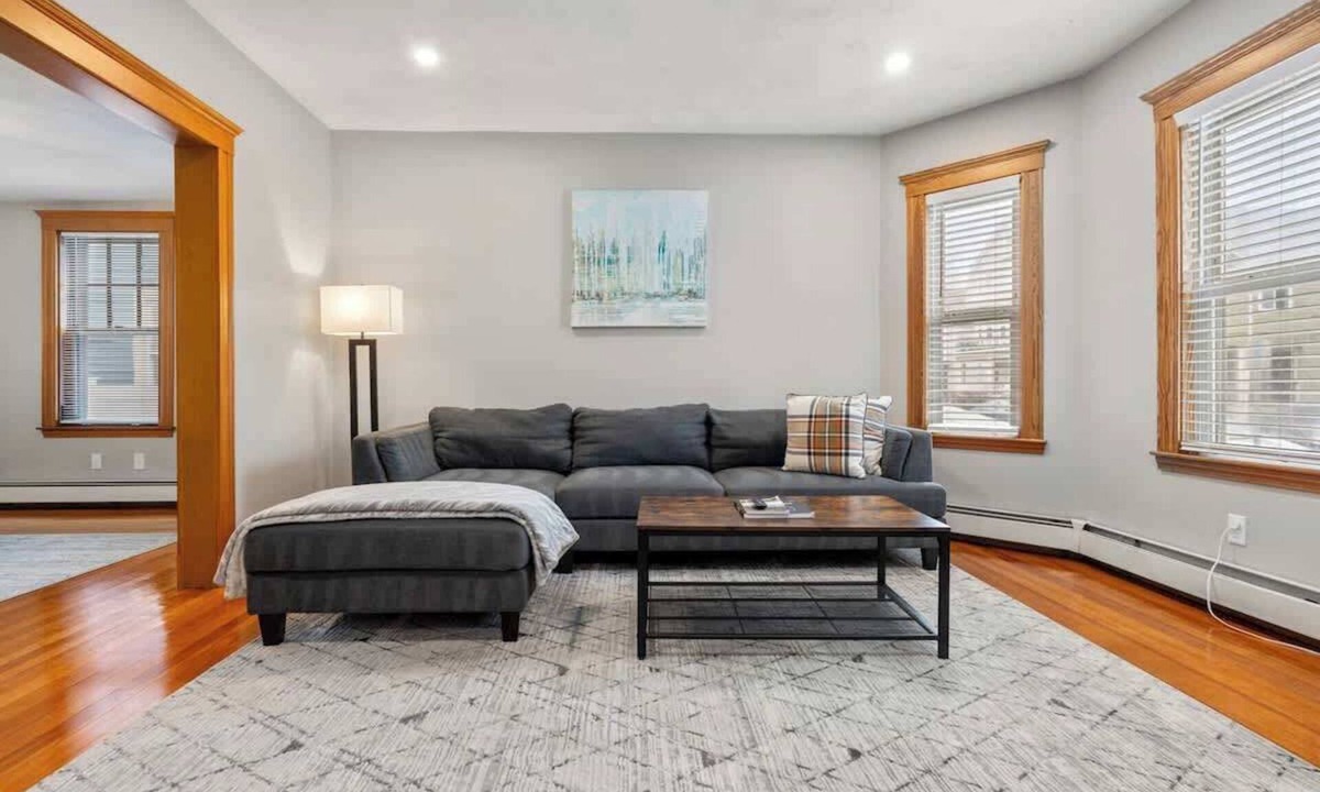 South Medford Condo | Tufts Condo with Office & EV Charger