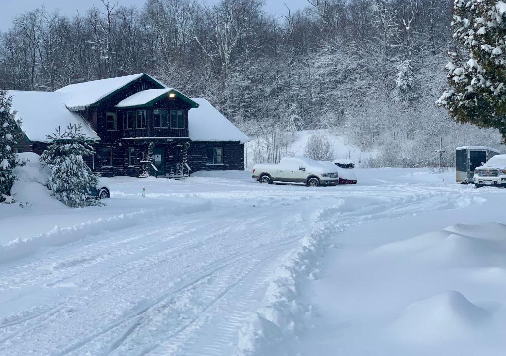 Redfield Hotel | Tug Hill Resort