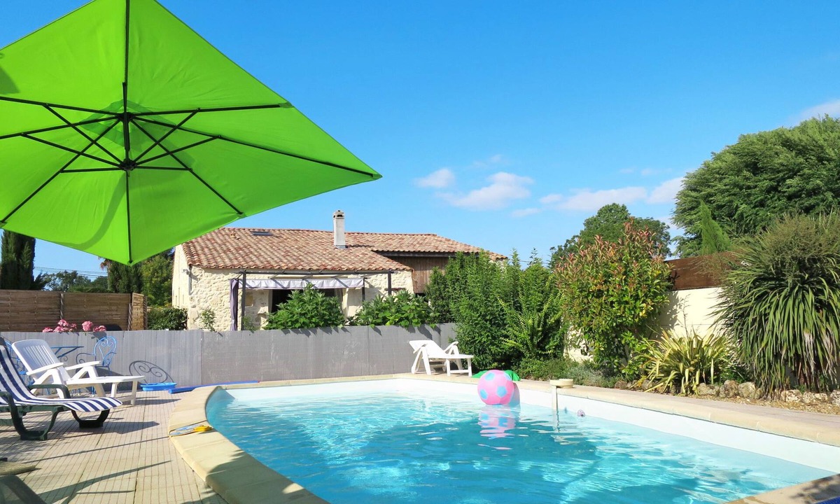 Cissac-Medoc House | Tuilières by Interhome