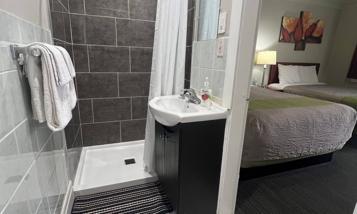 Woodstock Hotel | Tulip Motel