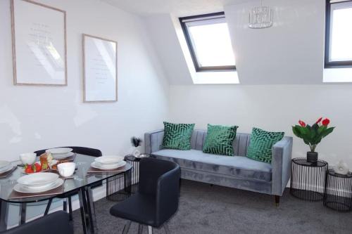 Chelmsford Apartment | Tulip Place