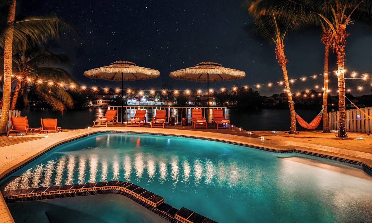 Pembroke Pines House | Tulum Villa