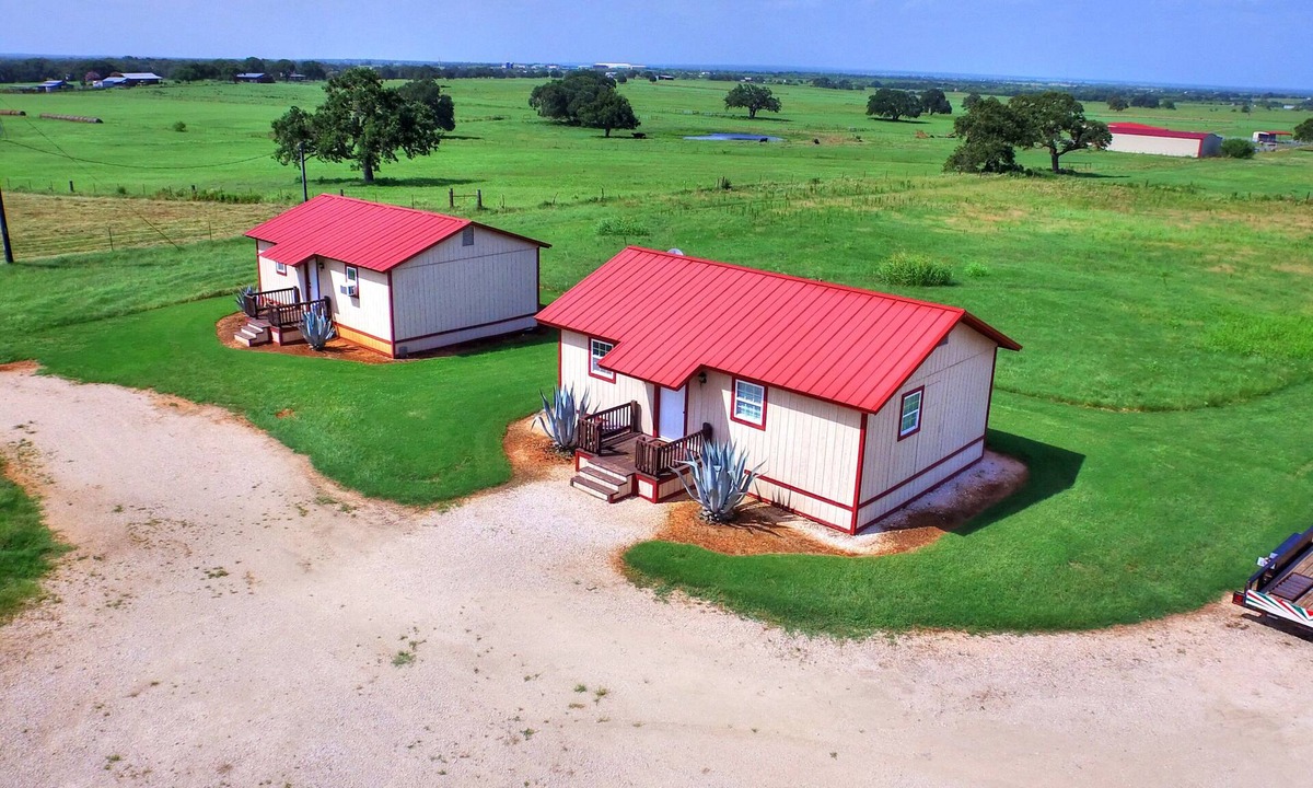 Sutherland Springs Cabin | Tumble Weed Cabin of Lonesome Wind Ranch