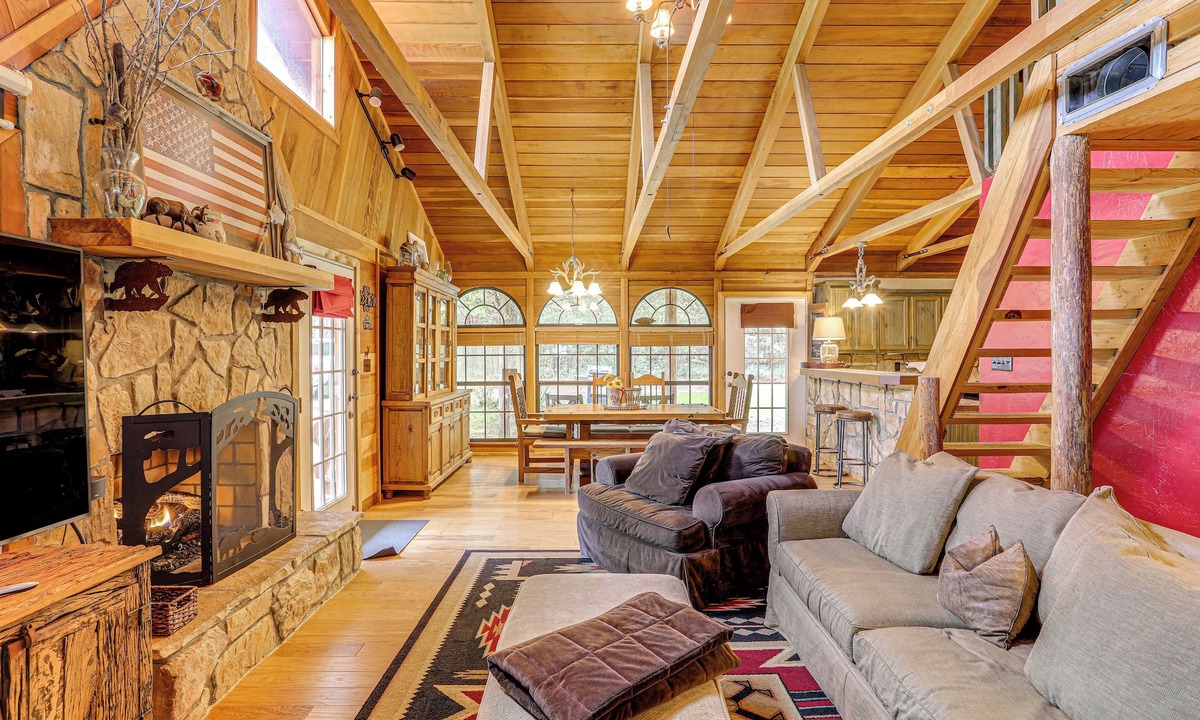 Tumbling Shoals Cottage | Tumbling Shoals Cabin < 1 Mi to Beaches & Boating!