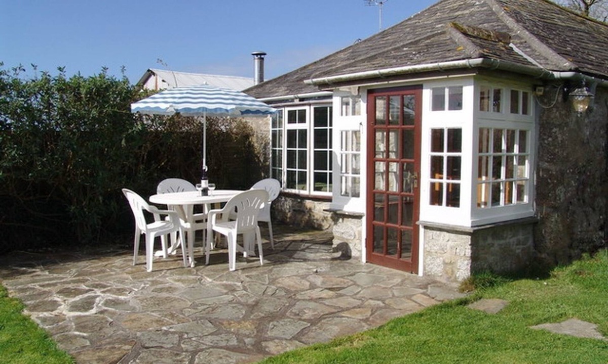 Blisland Cottage | TUMROSE COTTAGE, pet friendly, country holiday cottage in Blisland