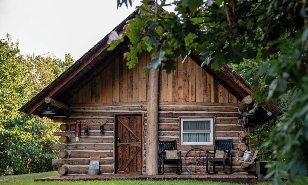 Russellville Cabin | Turkey Path Ranch Cabin