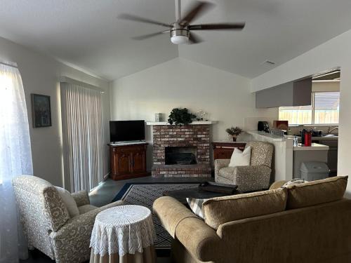 Turlock House | Turlocks Little Palace